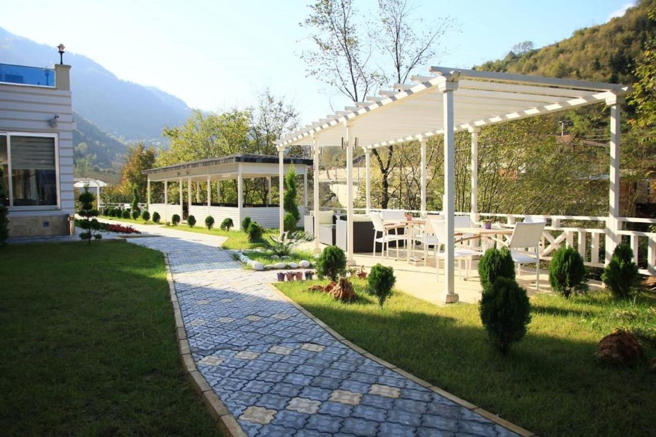 Jolnar Garden Hotel Macka Екстериор снимка