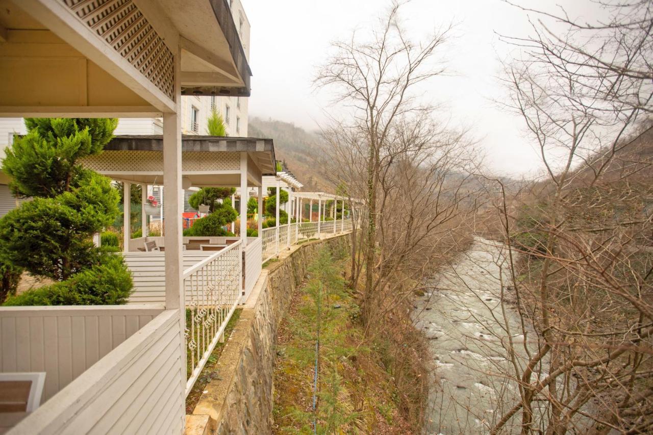 Jolnar Garden Hotel Macka Екстериор снимка
