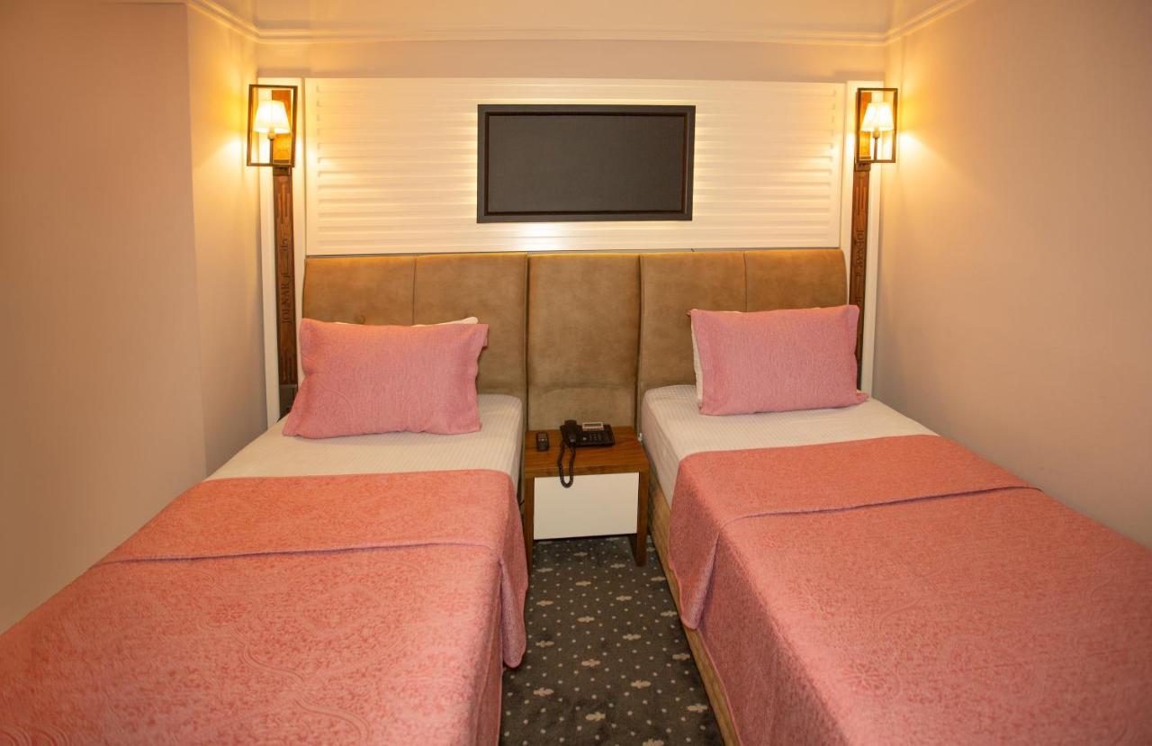 Jolnar Garden Hotel Macka Екстериор снимка