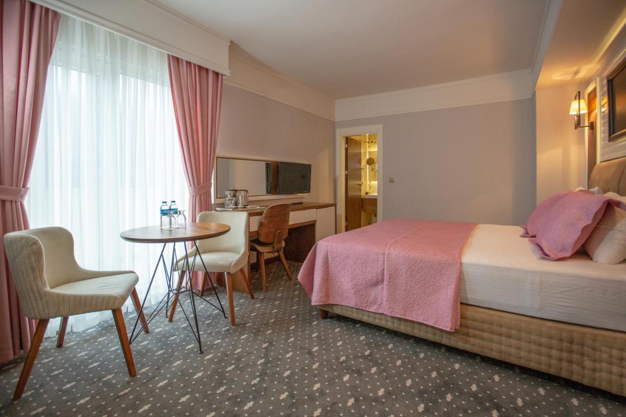 Jolnar Garden Hotel Macka Екстериор снимка