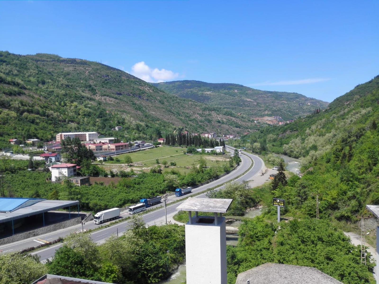 Jolnar Garden Hotel Macka Екстериор снимка